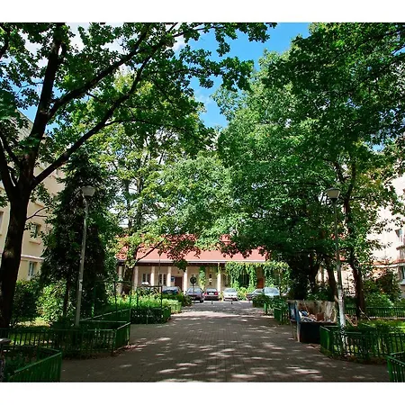 Nowolipie Apartment *